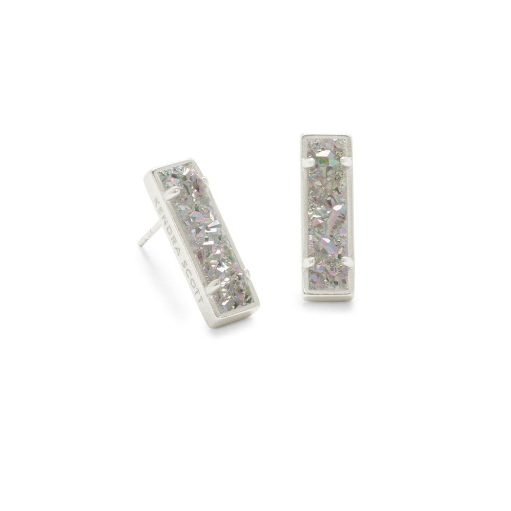 Kendra Scott lady earrings